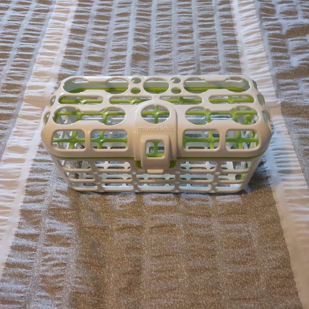 Munchkin Dishwasher Cage